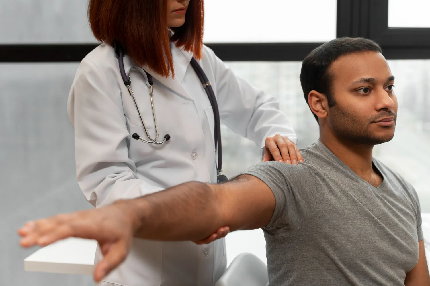 Top 10 Early Signs You Need Physiotherapy